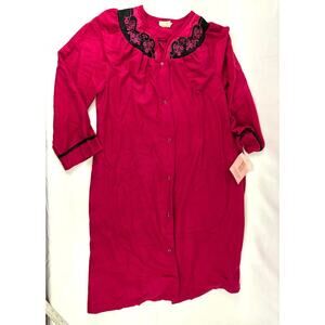 VTG Carriage Court Fleece Long Sleeve Ladies Nightgown Medium NWT Sleepwear